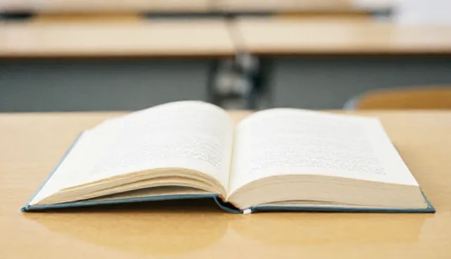 定制化课程与教务管理：学习动力的两种实践路径